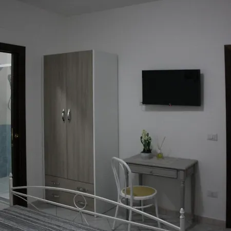 Domo De Folas ブドーニ