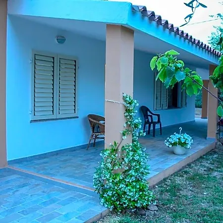 Bed & Breakfast Domo De Folas