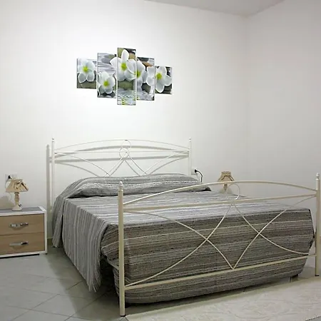 Bed & Breakfast Domo De Folas 3*