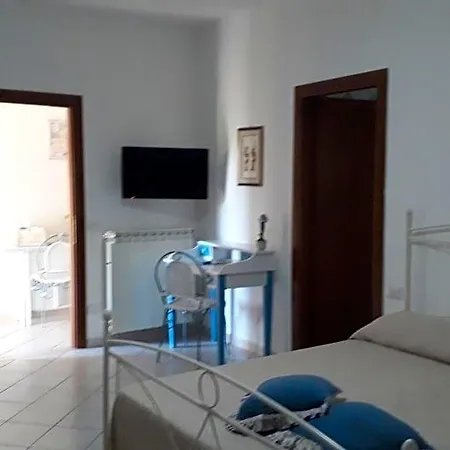 Domo De Folas Bed & Breakfast 3*