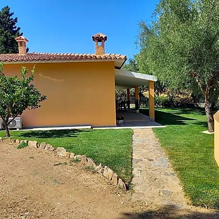 Domo De Folas Bed & Breakfast