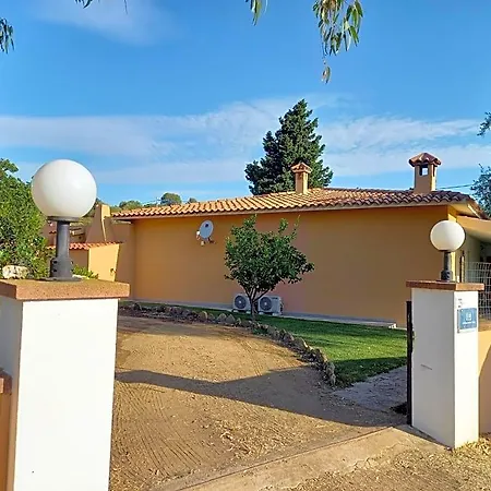 Bed & Breakfast Domo De Folas